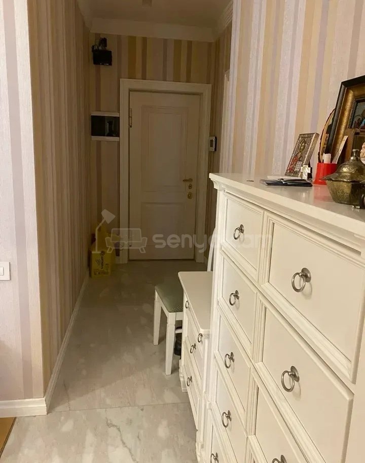 3 Սենյականոց Բնակարան Նորակառույցում, 83քմ, 8/17 հարկ, Կապիտալ Վերանորոգված