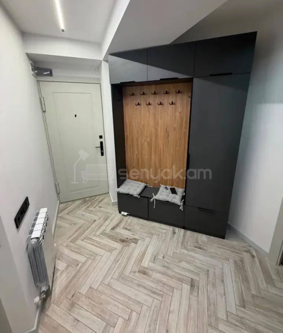4 Սենյականոց Բնակարան Նորակառույցում, 92քմ, 4/11 հարկ, Դիզայներական Վերանորոգված, Կահավորված, Արևկող