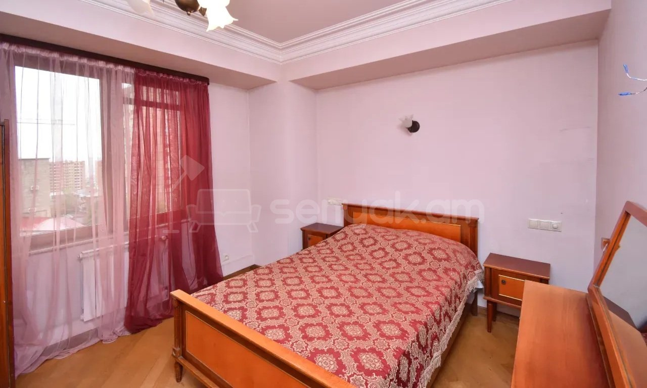 3 Սենյականոց Բնակարան Քարե Շենքում, 100քմ, 6/16 հարկ, Կապիտալ Վերանորոգված, Կահավորված