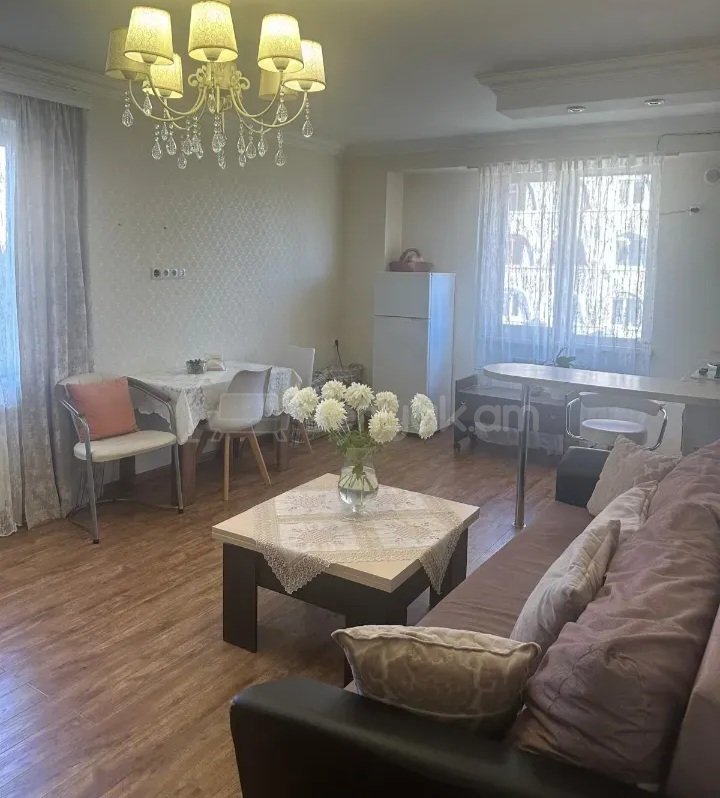 2 Սենյականոց Բնակարան, 50քմ, 7/9 հարկ, Կապիտալ Վերանորոգված