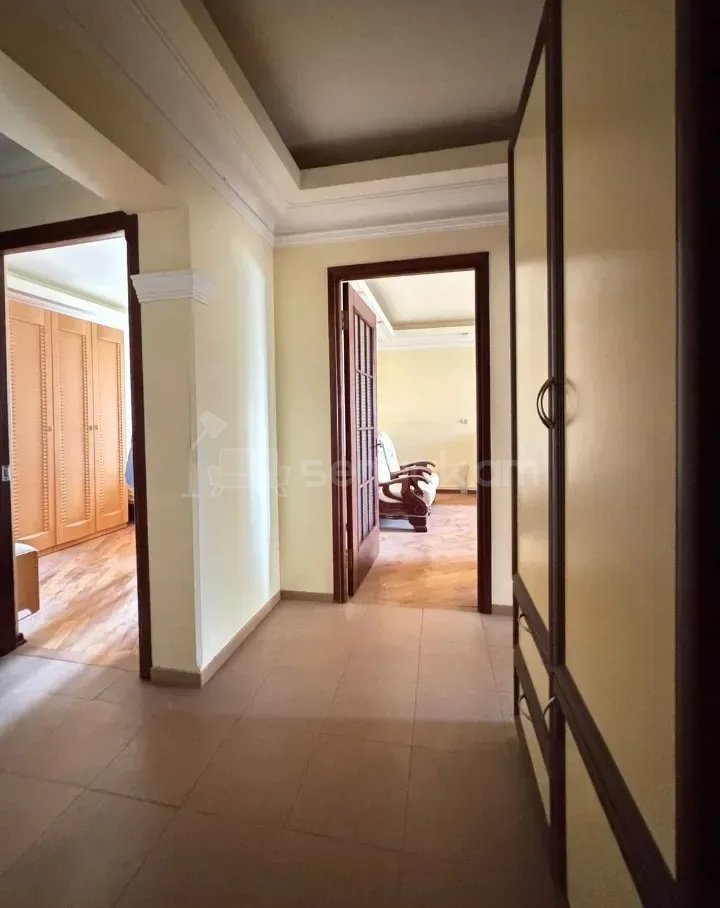 2 Սենյականոց Բնակարան Քարե Շենքում, 66քմ, 6/9 հարկ, Կապիտալ Վերանորոգված, Կահավորված