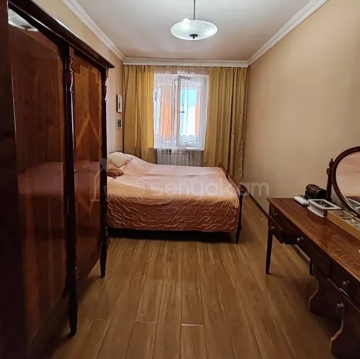 3 Սենյականոց Բնակարան Քարե Շենքում, 76քմ, 3/5 հարկ, Կոսմետիկ Վերանորոգված