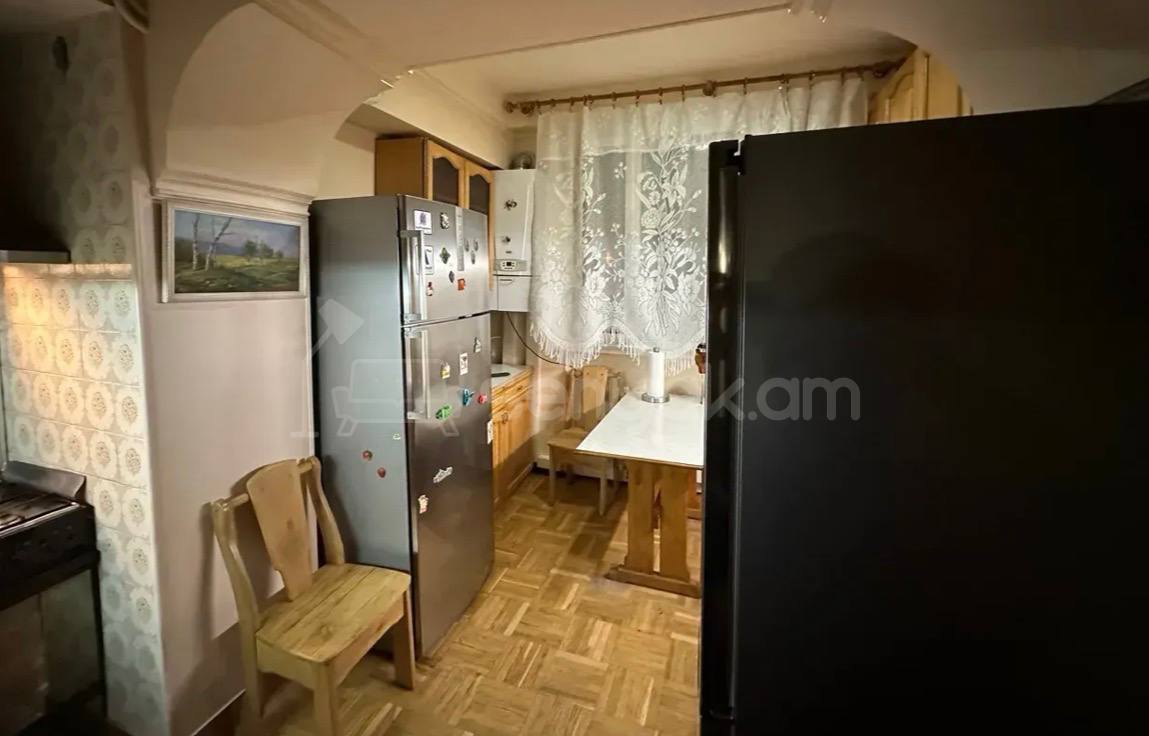 4 Սենյականոց Բնակարան, 93քմ, 4/9 հարկ, Կապիտալ Վերանորոգված, Կահավորված, Արևկող