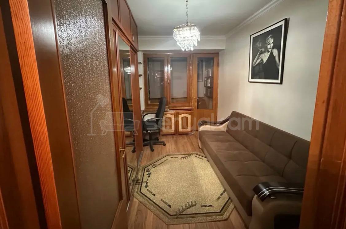 4 Սենյականոց Բնակարան, 93քմ, 4/9 հարկ, Կապիտալ Վերանորոգված, Կահավորված, Արևկող