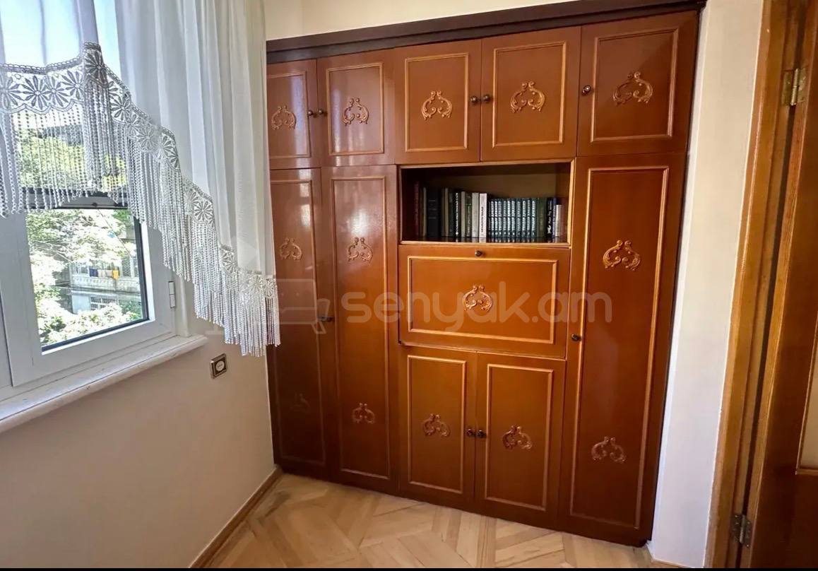 4 Սենյականոց Բնակարան, 93քմ, 4/9 հարկ, Կապիտալ Վերանորոգված, Կահավորված, Արևկող