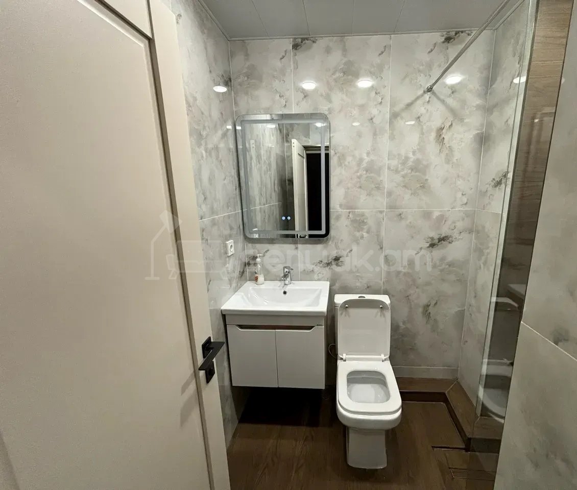 2 Սենյականոց Բնակարան Նորակառույցում, 50քմ, 2/8 հարկ, Կապիտալ Վերանորոգված, Կահավորված, Արևկող