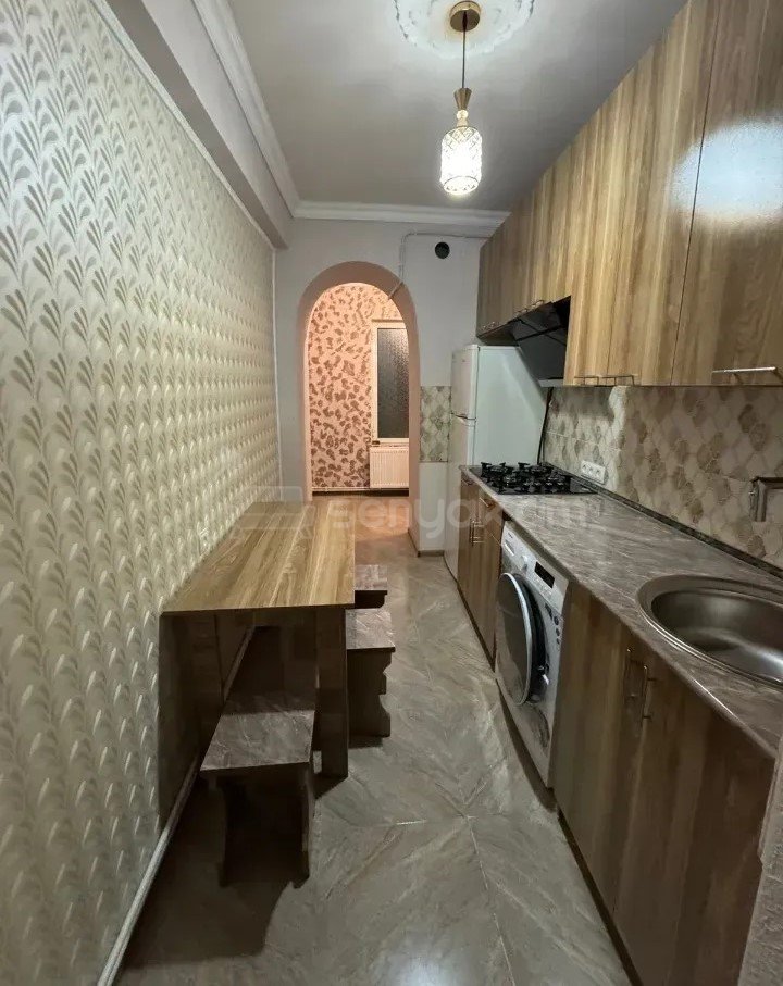 3 Սենյականոց Բնակարան, 72քմ, 2/9 հարկ, Կապիտալ Վերանորոգված