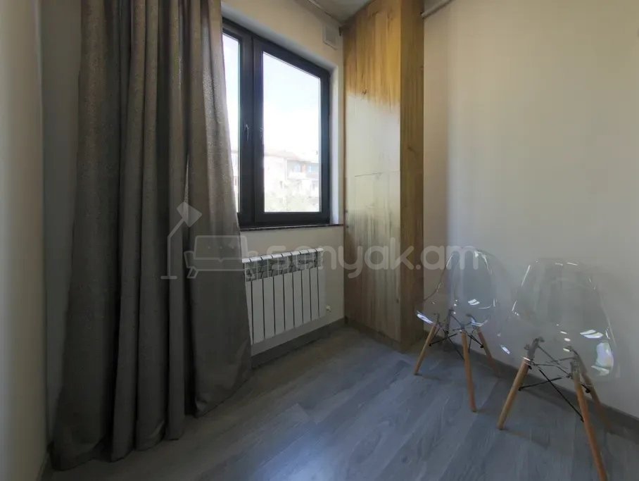 2 Սենյականոց Բնակարան Քարե Շենքում, 45քմ, 3/5 հարկ, Կապիտալ Վերանորոգված, Կահավորված, Արևկող