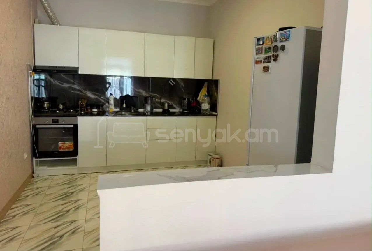 3 Սենյականոց Բնակարան Նորակառույցում, 111քմ, 2/5 հարկ, Կապիտալ Վերանորոգված