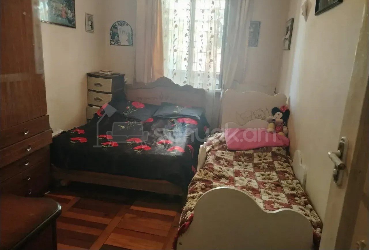 3 Սենյականոց Բնակարան, 80քմ, 1/9 հարկ, Նորմալ Վիճակում