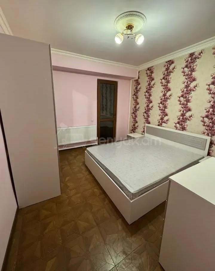 3 Սենյականոց Բնակարան, 72քմ, 2/9 հարկ, Կապիտալ Վերանորոգված