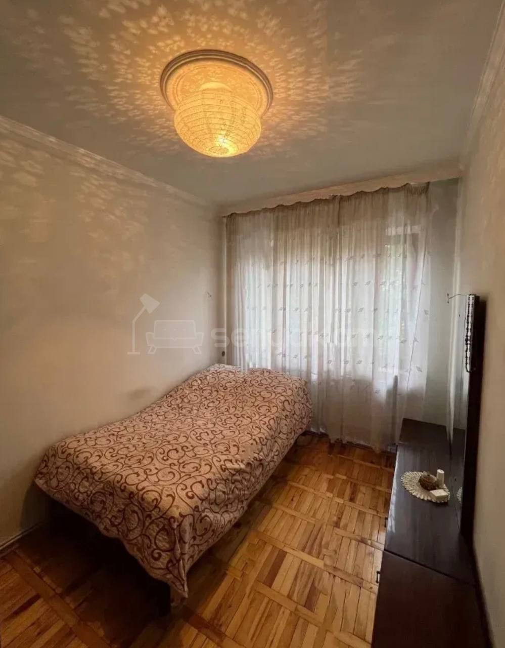 3 Սենյականոց Բնակարան, 125քմ, 1/9 հարկ, Նորմալ Վիճակում