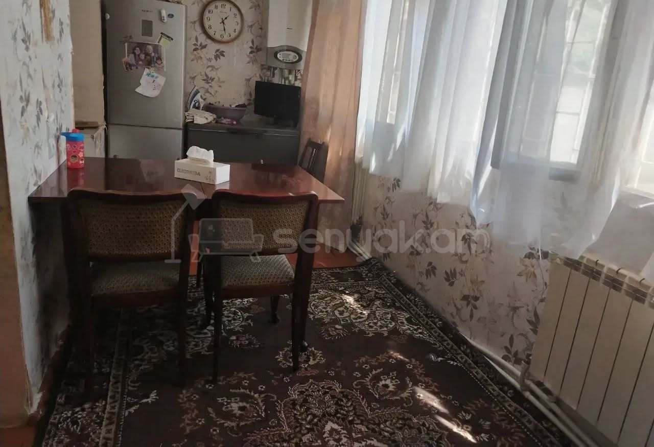 3 Սենյականոց Բնակարան, 80քմ, 1/8 հարկ, Նորմալ Վիճակում