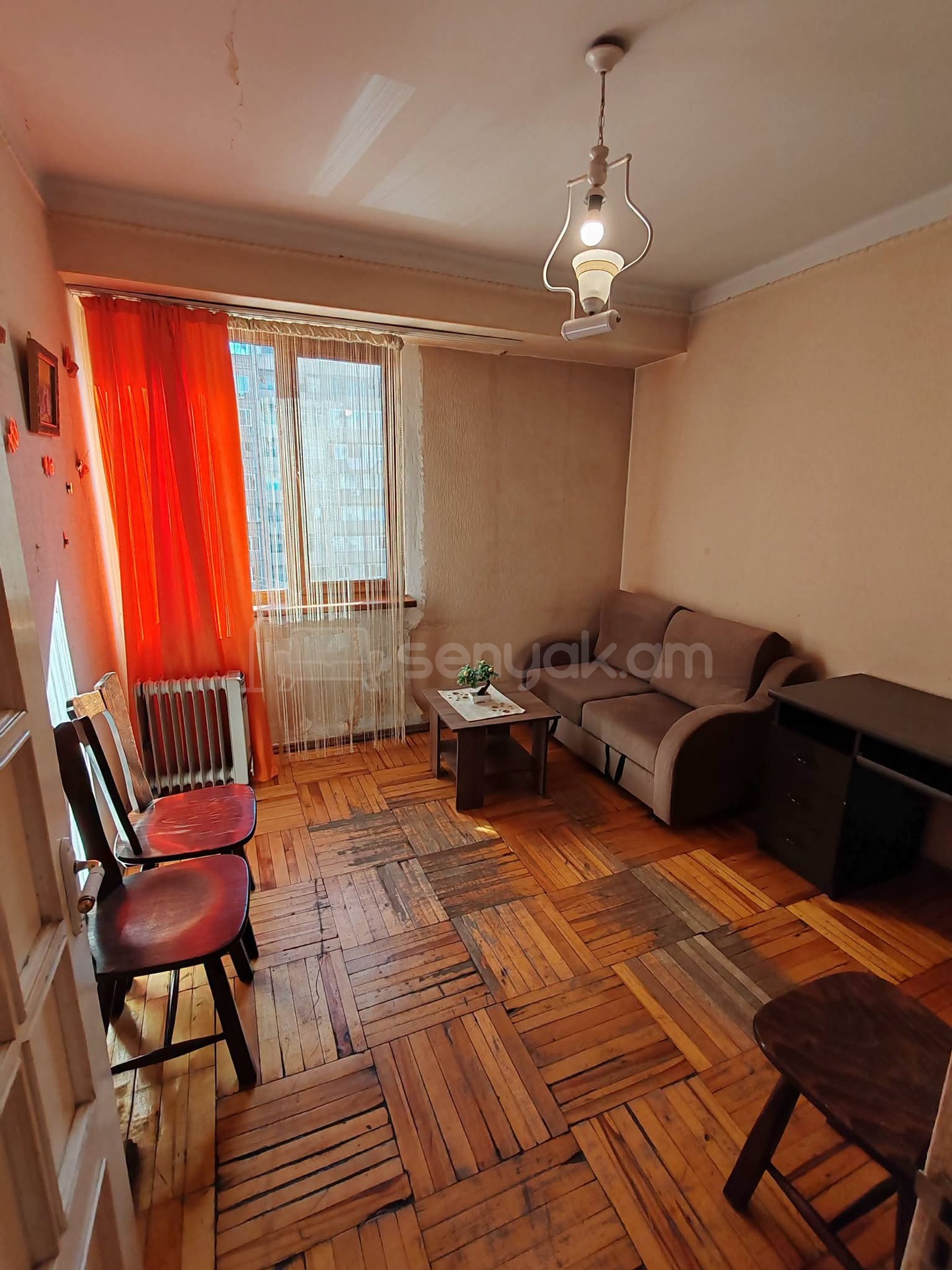 3 Սենյականոց Բնակարան, 85քմ, 5/9 հարկ, Պետական Վիճակում, Կահավորված