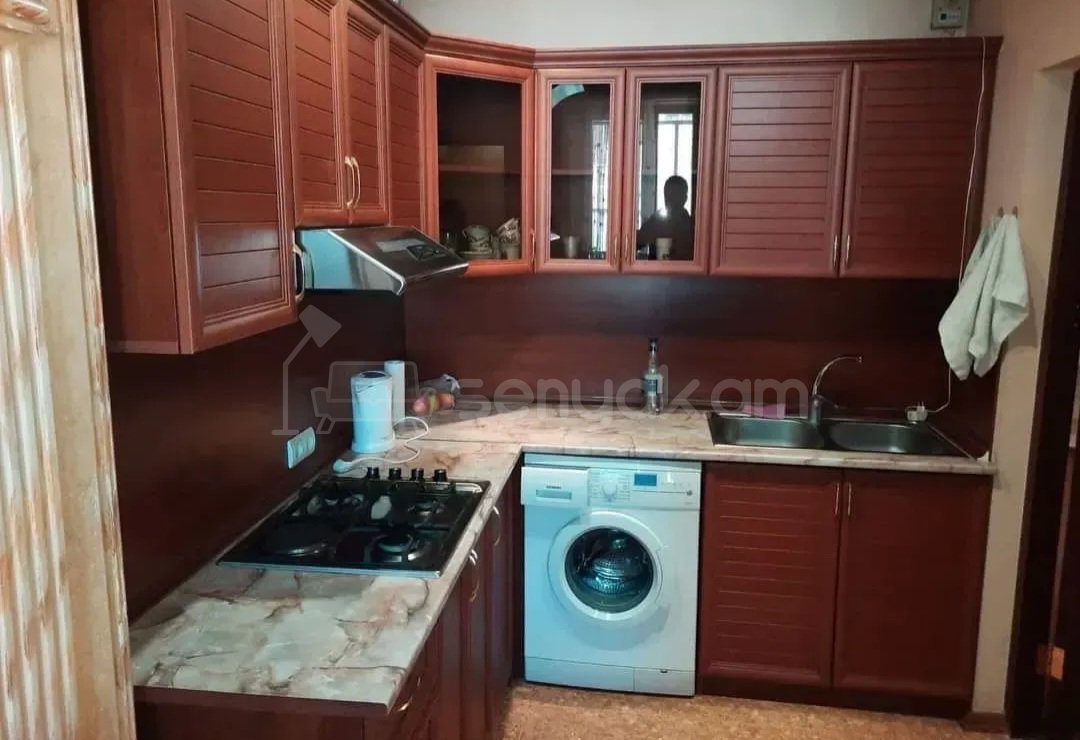 2 Սենյականոց Բնակարան Քարե Շենքում, 55քմ, 4/5 հարկ, Կապիտալ Վերանորոգված, Կահավորված