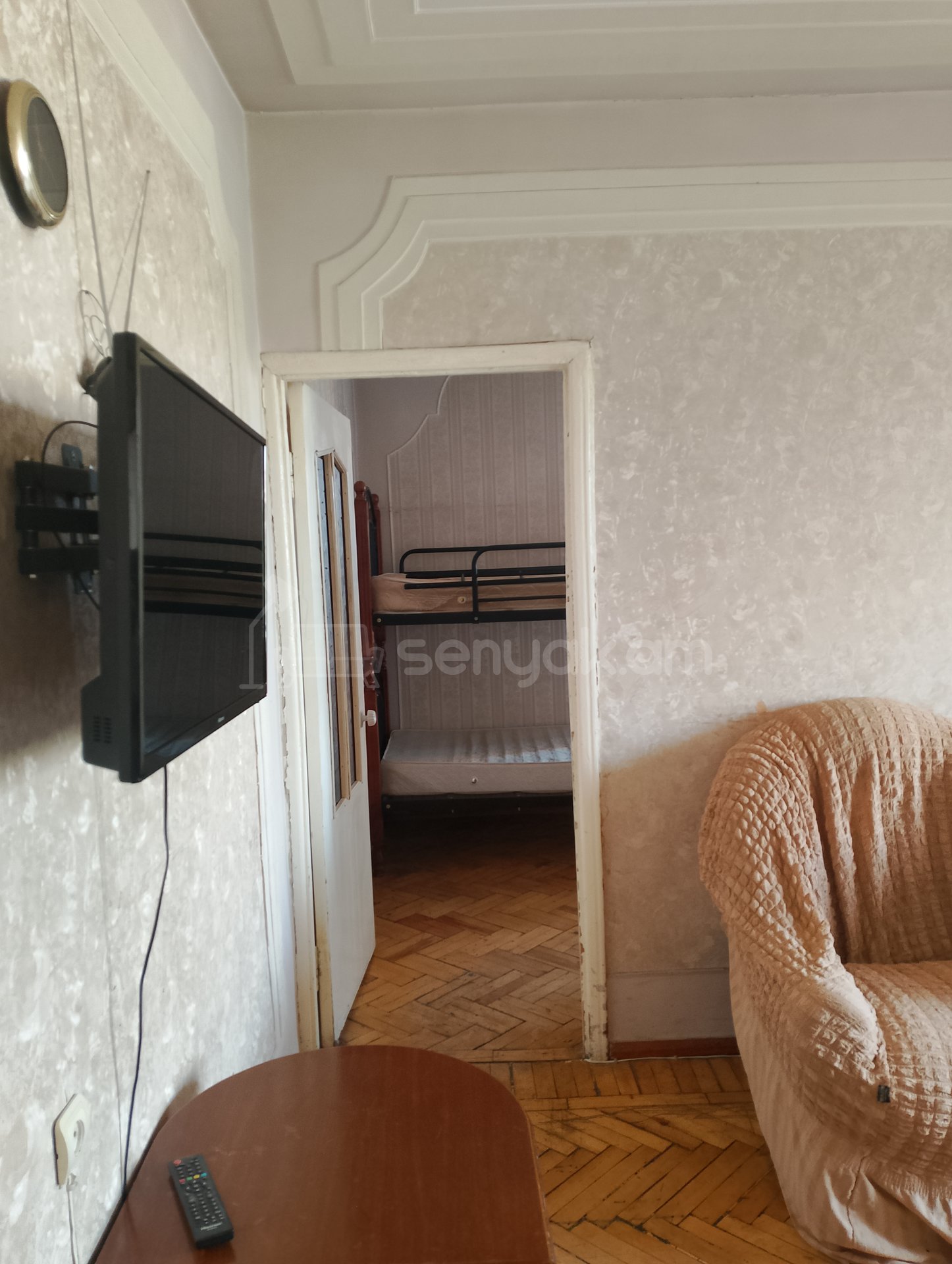 2 Սենյականոց Բնակարան Քարե Շենքում, 56քմ, 5/5 հարկ, Պետական Վիճակում, Կահավորված, Արևկող