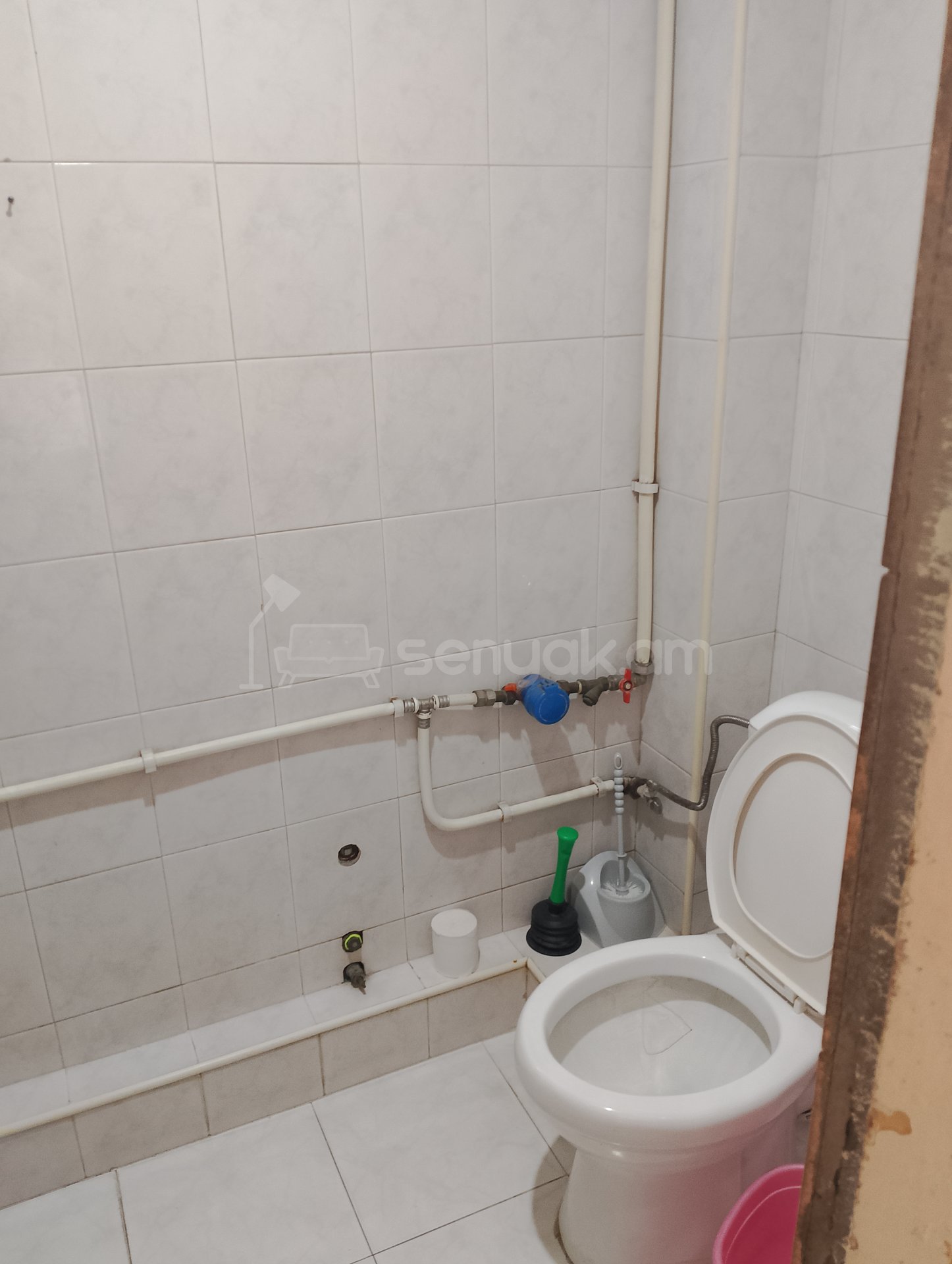 2 Սենյականոց Բնակարան Քարե Շենքում, 56քմ, 5/5 հարկ, Պետական Վիճակում, Կահավորված, Արևկող