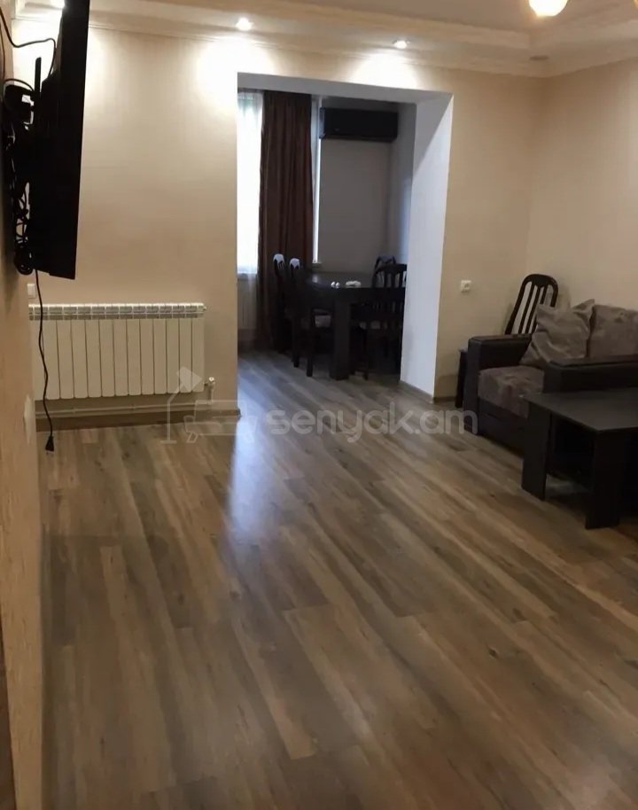 2 Սենյականոց Բնակարան Քարե Շենքում, 48քմ, 2/6 հարկ, Կապիտալ Վերանորոգված, Կահավորված
