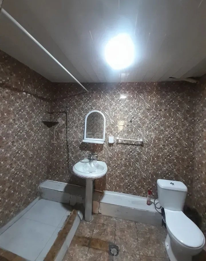 2 Սենյականոց Բնակարան Քարե Շենքում, 61քմ, 2/14 հարկ, Կապիտալ Վերանորոգված, Կահավորված