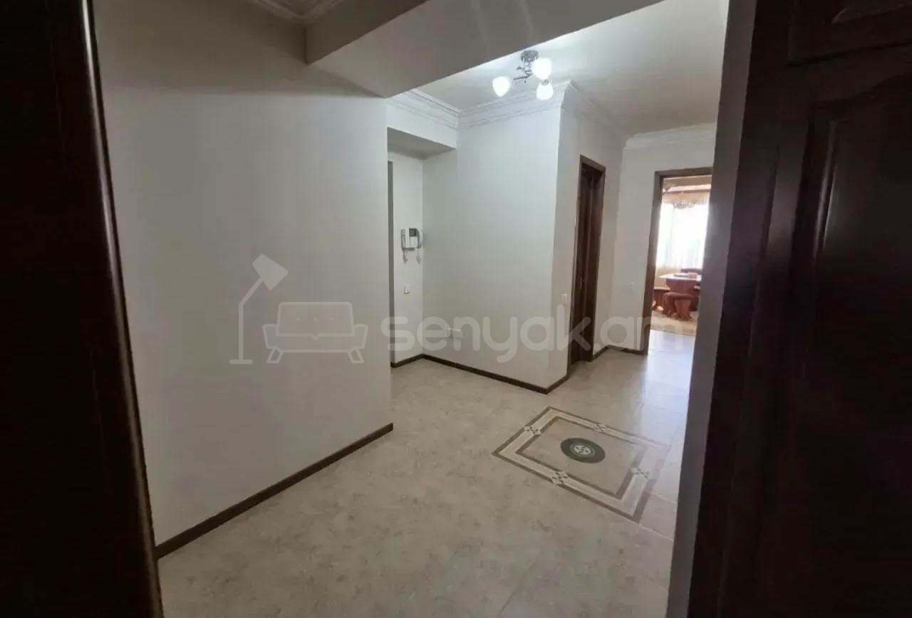 3 Սենյականոց Բնակարան, 90քմ, 9/9 հարկ, Կապիտալ Վերանորոգված