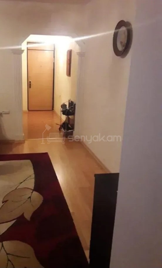 1 Սենյականոց Բնակարան Քարե Շենքում, 44քմ, 3/5 հարկ, Նորմալ Վիճակում