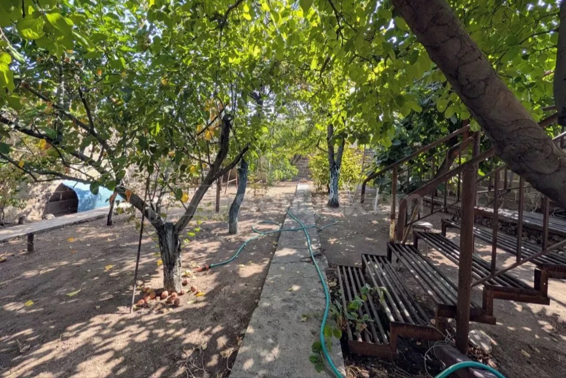 5 Սենյականոց Սեփական Տուն, 250քմ, Նորմալ Վիճակում