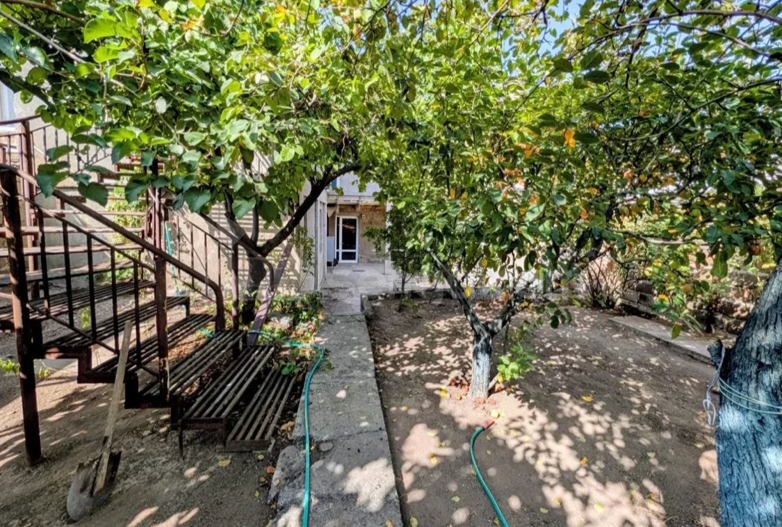 5 Սենյականոց Սեփական Տուն, 250քմ, Նորմալ Վիճակում
