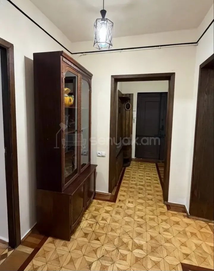2 Սենյականոց Բնակարան Քարե Շենքում, 60քմ, 2/9 հարկ, Կապիտալ Վերանորոգված, Կահավորված