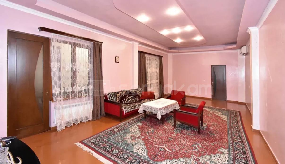 6 Սենյականոց Սեփական Տուն, 160քմ, Նորմալ Վիճակում, Ավտոտնակով