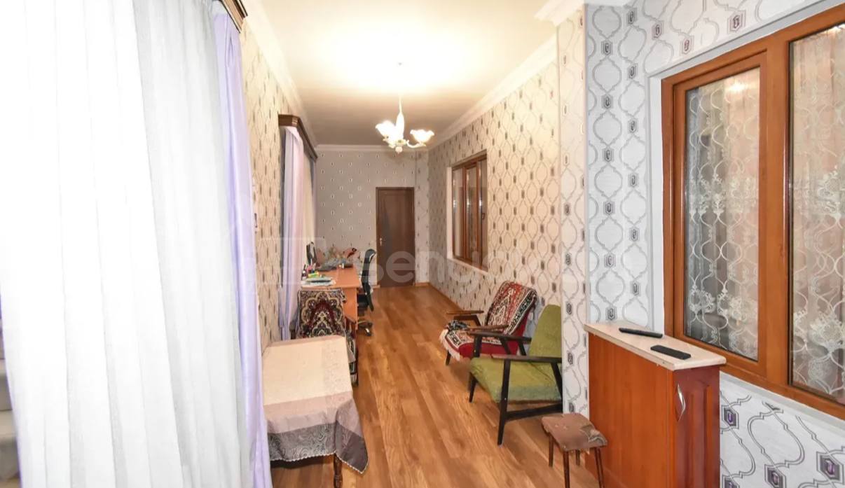 6 Սենյականոց Սեփական Տուն, 160քմ, Նորմալ Վիճակում, Ավտոտնակով