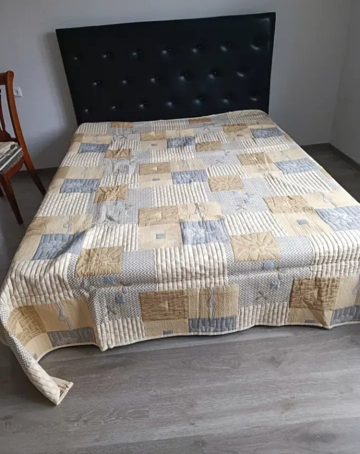 2 Սենյականոց Բնակարան Քարե Շենքում, 50քմ, 3/5 հարկ, Կապիտալ Վերանորոգված, Կահավորված