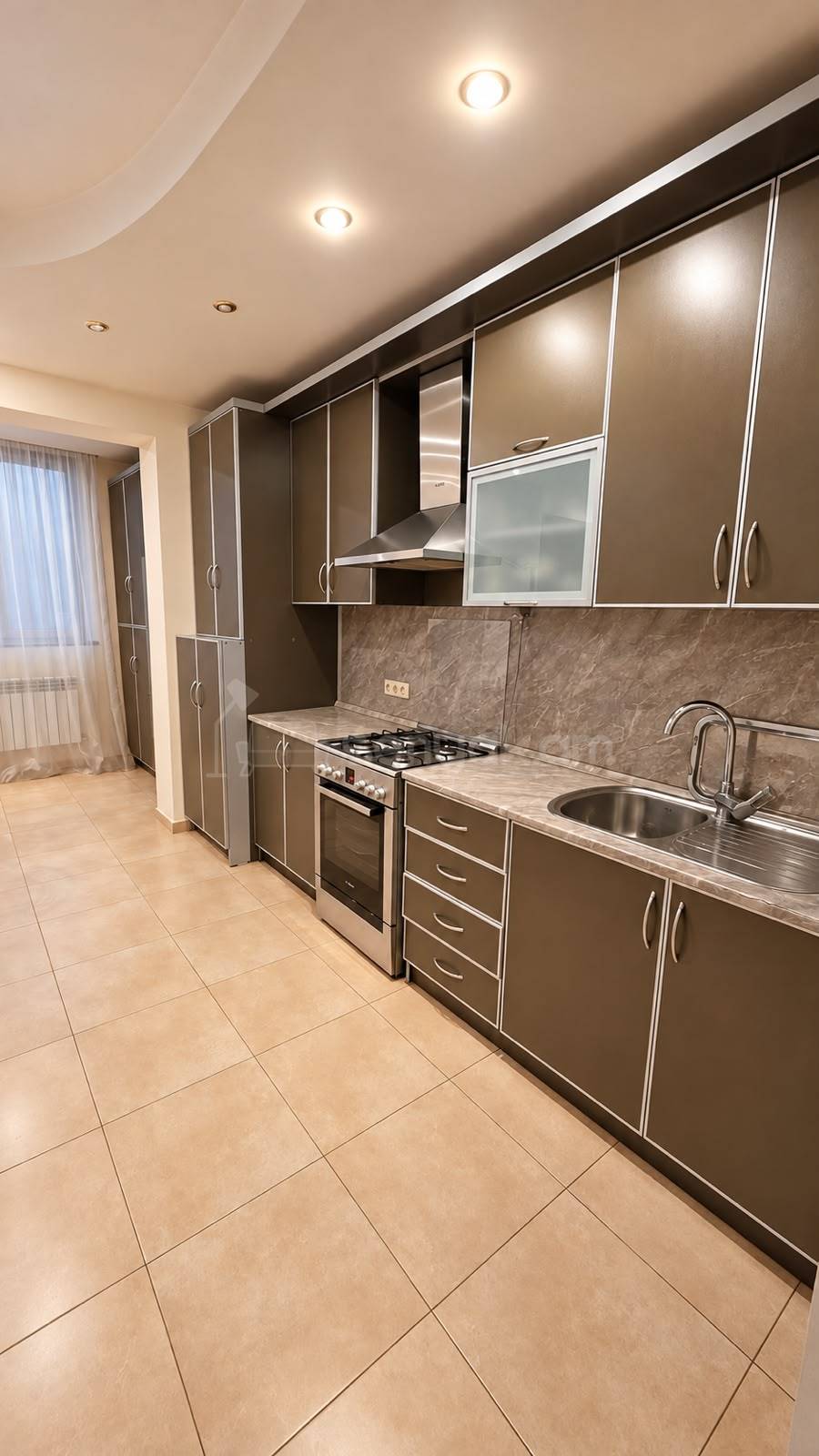 2 Սենյականոց Բնակարան, 60քմ, 2/5 հարկ, Դիզայներական Վերանորոգված, Կահավորված, Արևկող