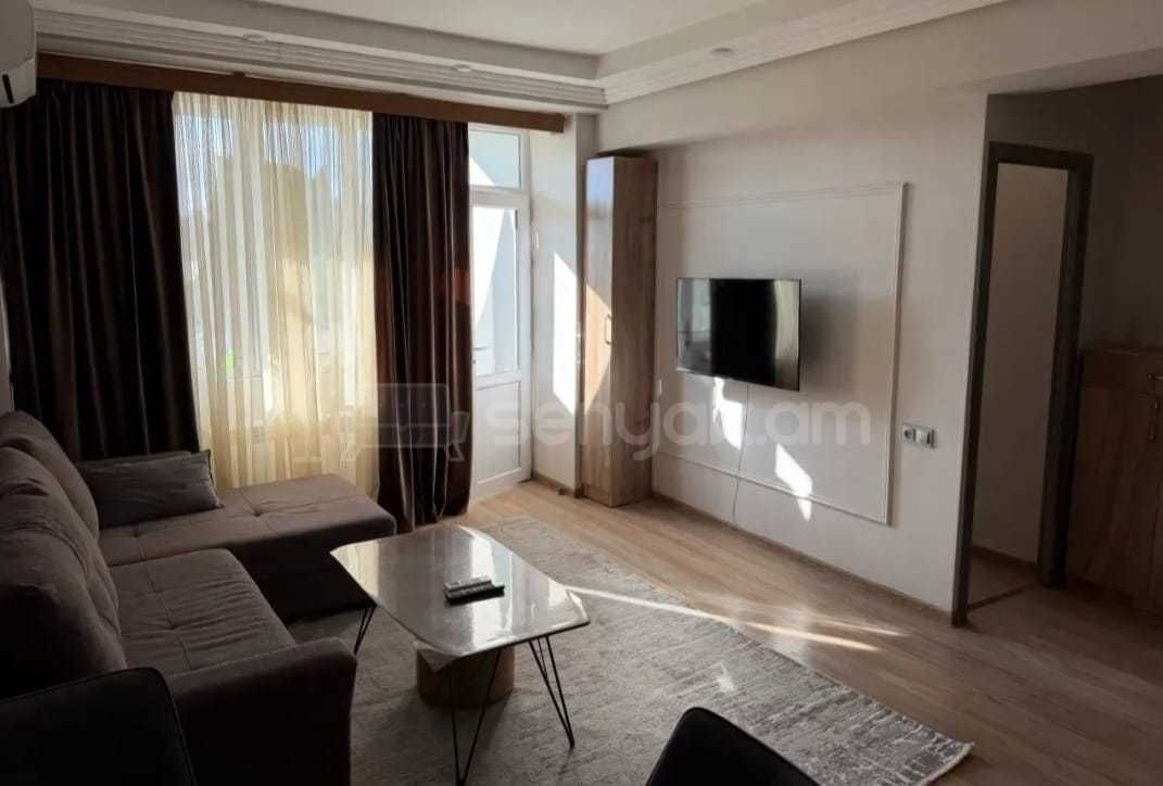 2 Սենյականոց Բնակարան, 50քմ, 6/10 հարկ, Կապիտալ Վերանորոգված, Կահավորված, Արևկող
