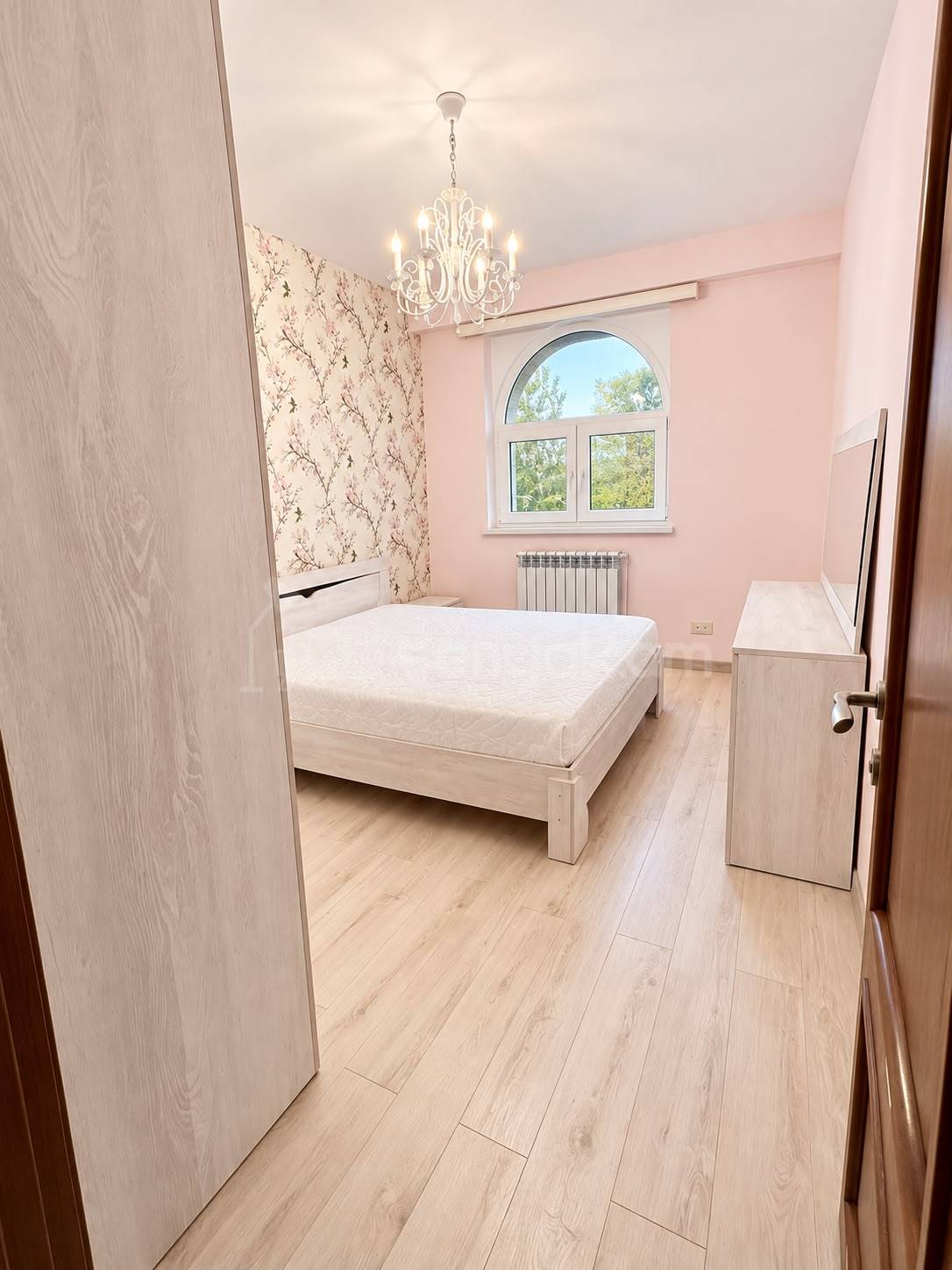 3 Սենյականոց Բնակարան, 90քմ, 14/14 հարկ, Դիզայներական Վերանորոգված, Կահավորված, Արևկող