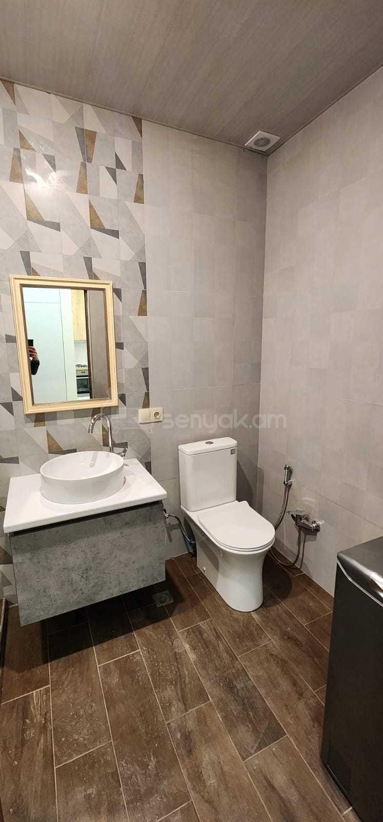 3 Սենյականոց Բնակարան Նորակառույցում, 70քմ, 8/16 հարկ, Կապիտալ Վերանորոգված, Կահավորված, Արևկող
