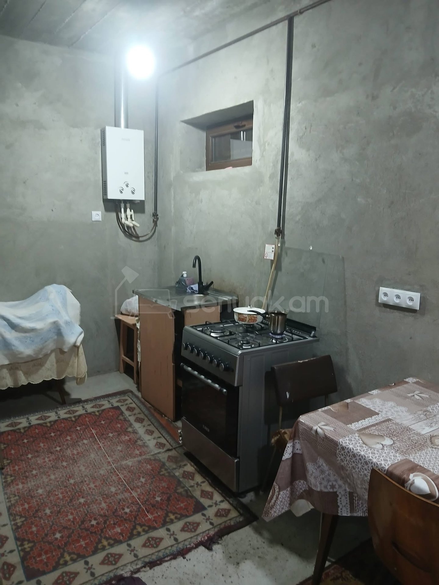 4 Սենյականոց Սեփական Տուն, 260քմ, Նորմալ Վիճակում