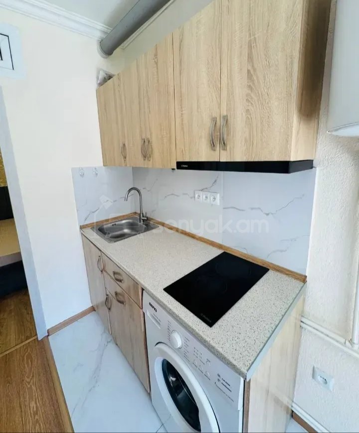 2 Սենյականոց Բնակարան Քարե Շենքում, 56քմ, 2/4 հարկ, Կապիտալ Վերանորոգված, Կահավորված, Արևկող