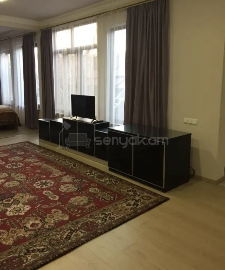 2 Սենյականոց Բնակարան Քարե Շենքում, 56քմ, 2/2 հարկ, Կապիտալ Վերանորոգված, Կահավորված