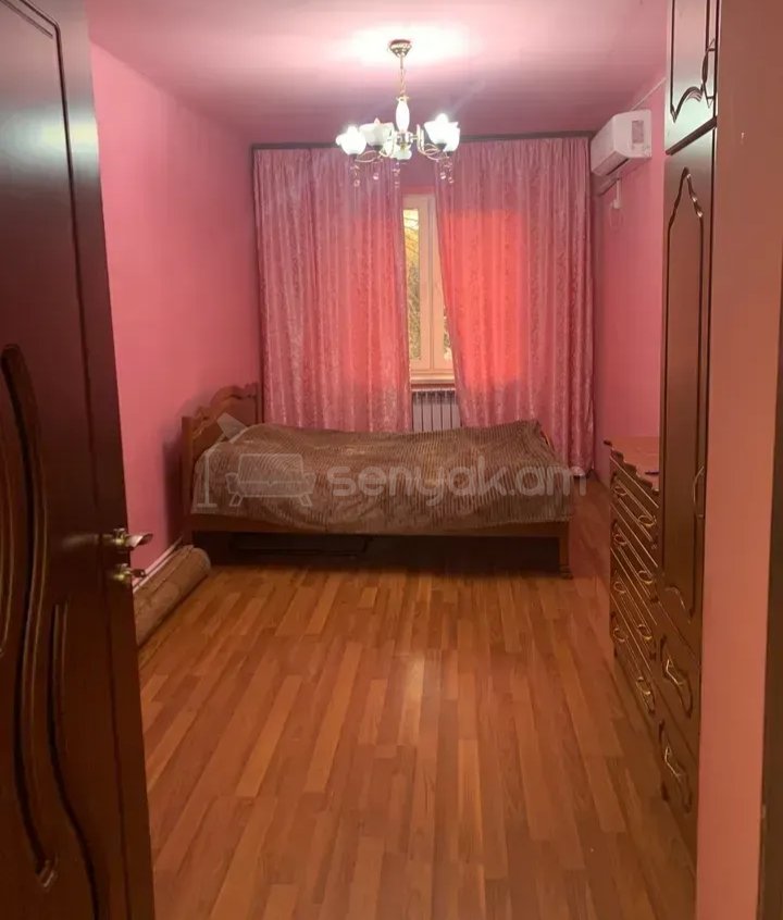 3 Սենյականոց Բնակարան Քարե Շենքում, 80քմ, 2/5 հարկ, Կապիտալ Վերանորոգված, Կահավորված, Արևկող