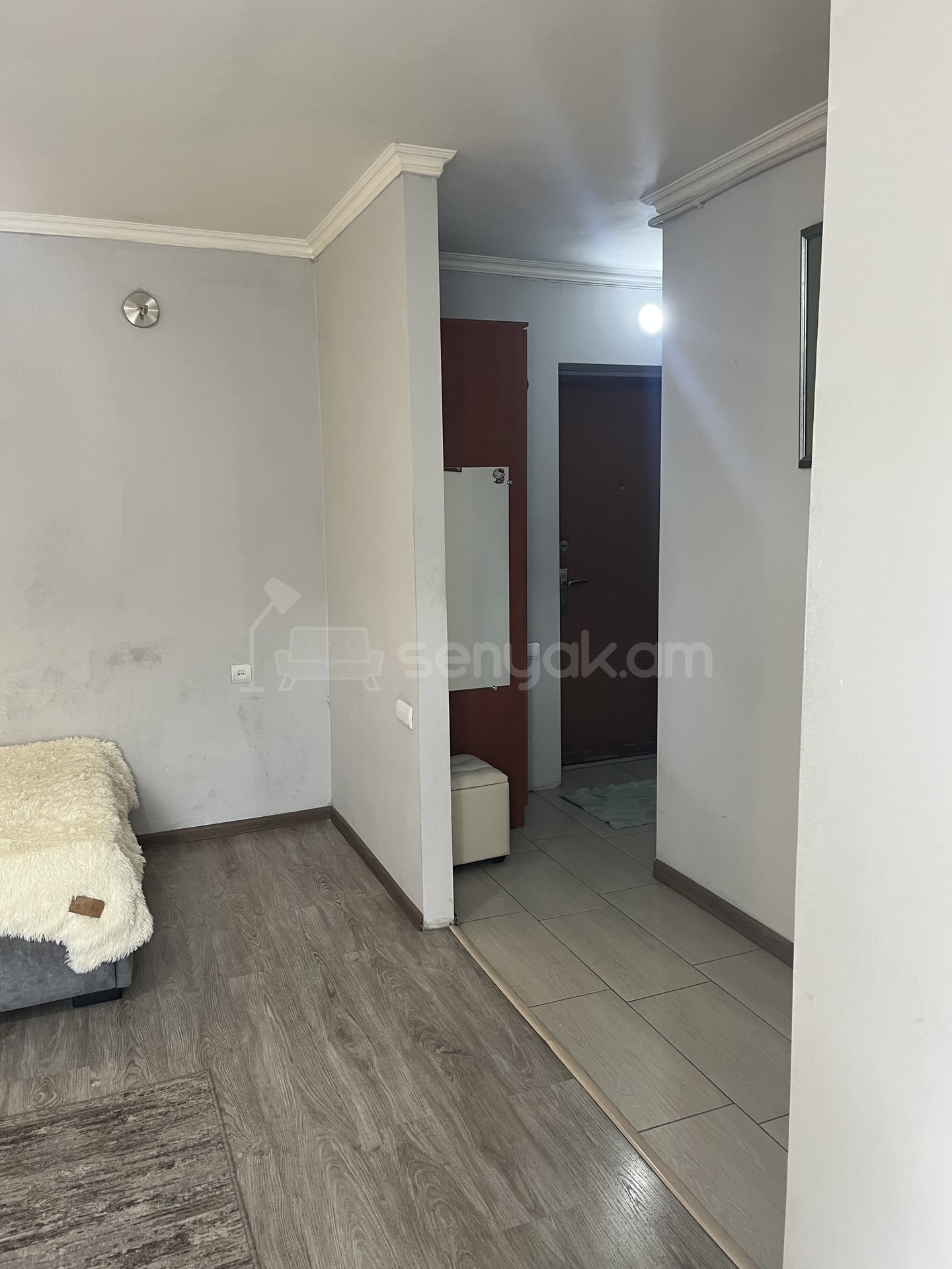 1 Սենյականոց Բնակարան, 45քմ, 4/5 հարկ, Դիզայներական Վերանորոգված