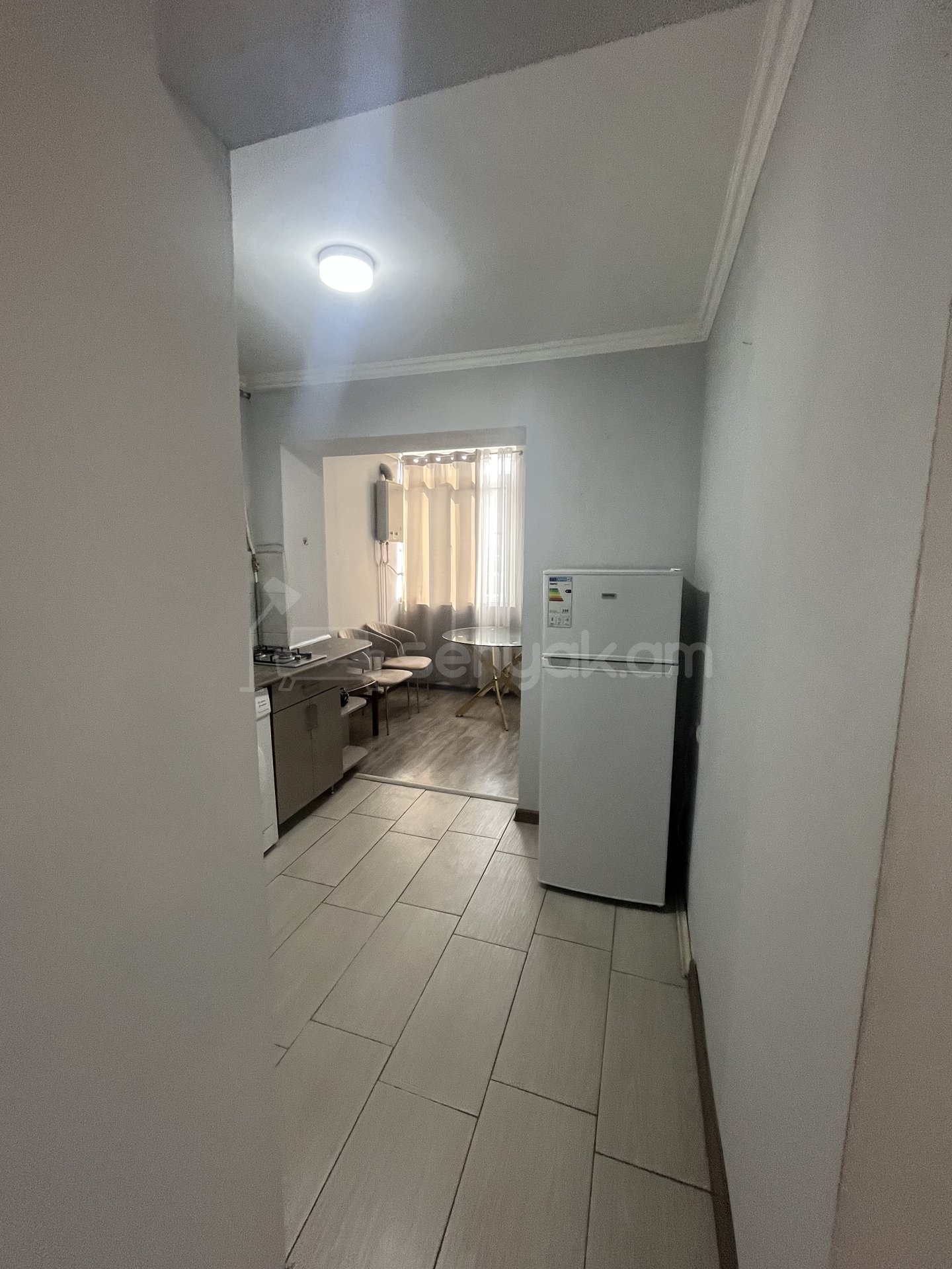 1 Սենյականոց Բնակարան, 45քմ, 4/5 հարկ, Դիզայներական Վերանորոգված