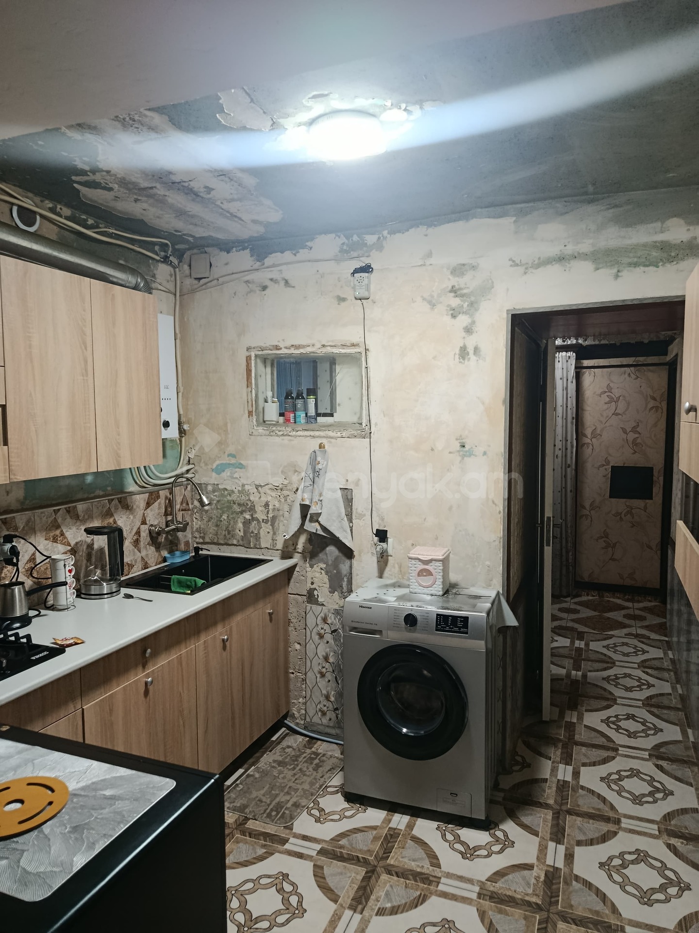 2 Սենյականոց Բնակարան Քարե Շենքում, 57քմ, 5/5 հարկ, Կոսմետիկ Վերանորոգված