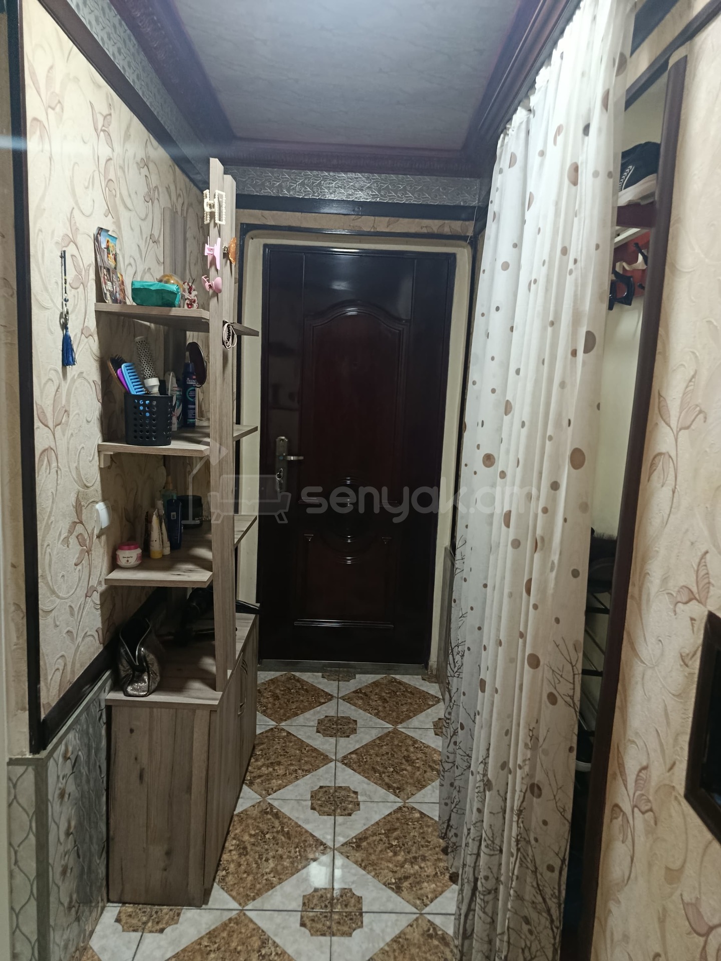 2 Սենյականոց Բնակարան Քարե Շենքում, 57քմ, 5/5 հարկ, Կոսմետիկ Վերանորոգված