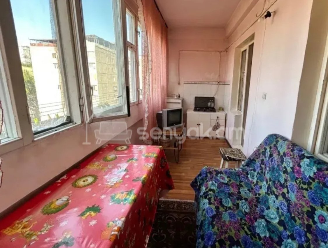 3 Սենյականոց Բնակարան, 79քմ, 8/9 հարկ, Պետական Վիճակում