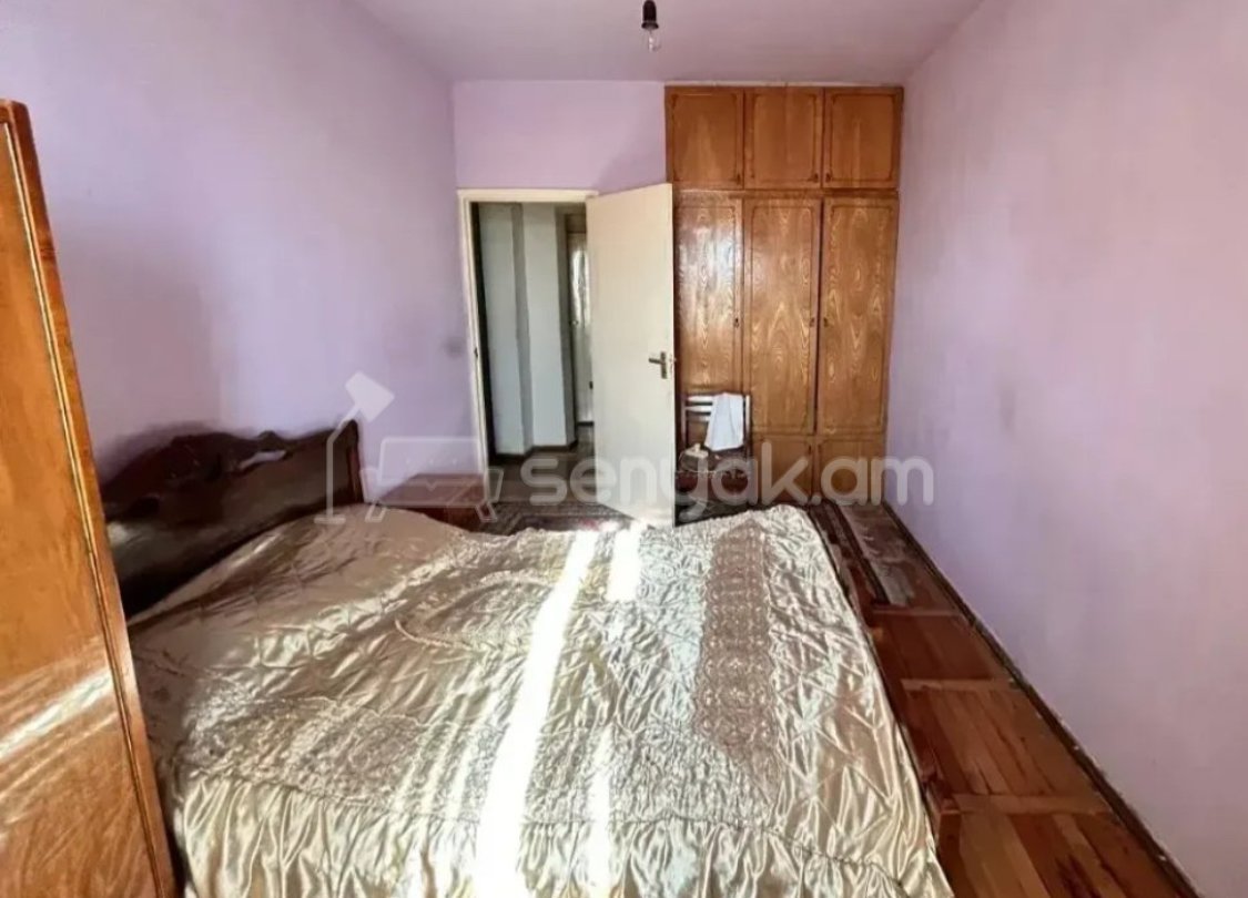 3 Սենյականոց Բնակարան, 79քմ, 8/9 հարկ, Պետական Վիճակում