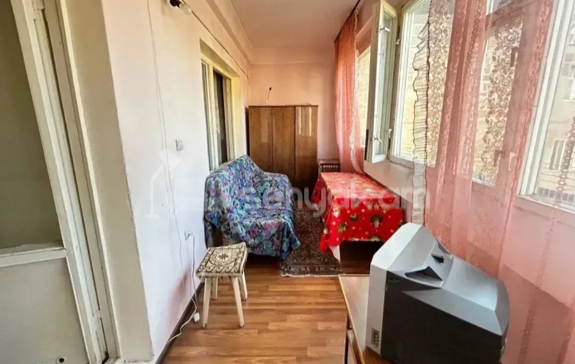 3 Սենյականոց Բնակարան, 79քմ, 8/9 հարկ, Պետական Վիճակում