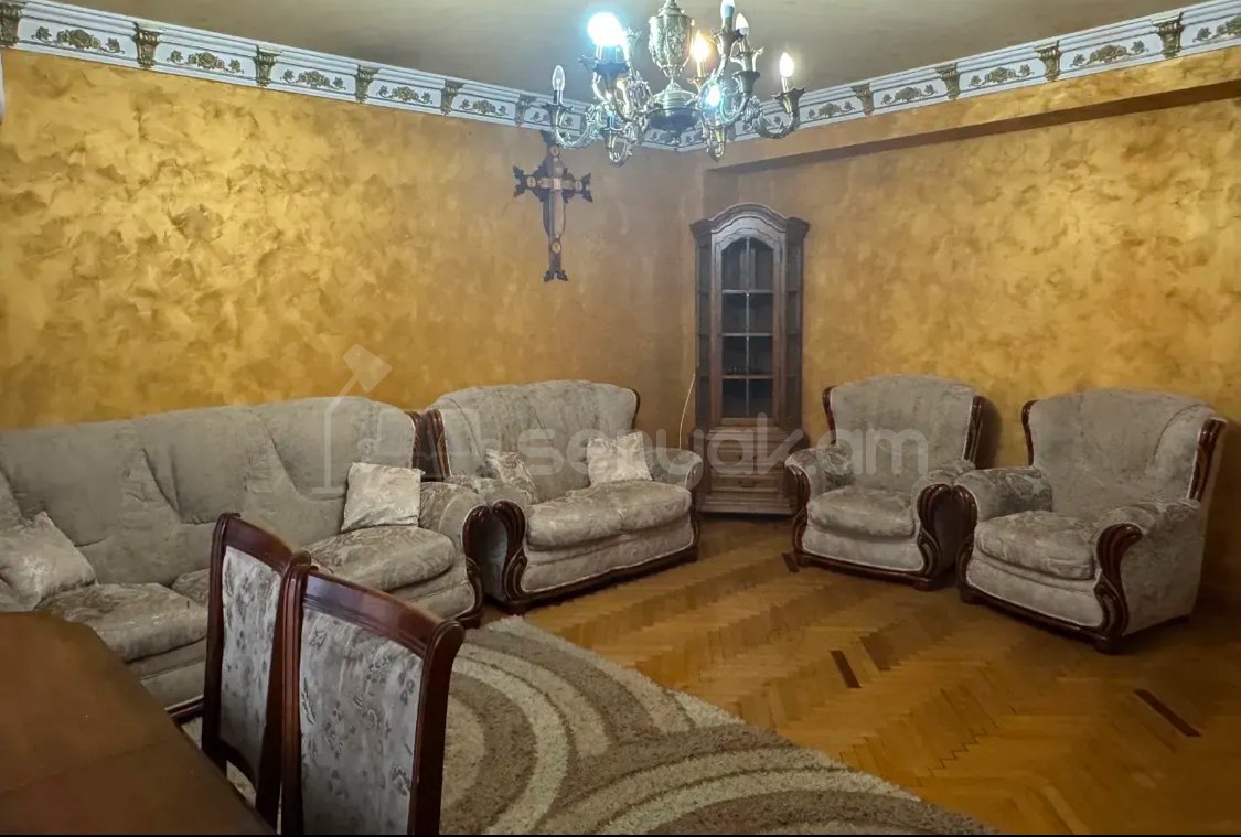 4 Սենյականոց Բնակարան, 90քմ, 7/9 հարկ, Կապիտալ Վերանորոգված, Կահավորված