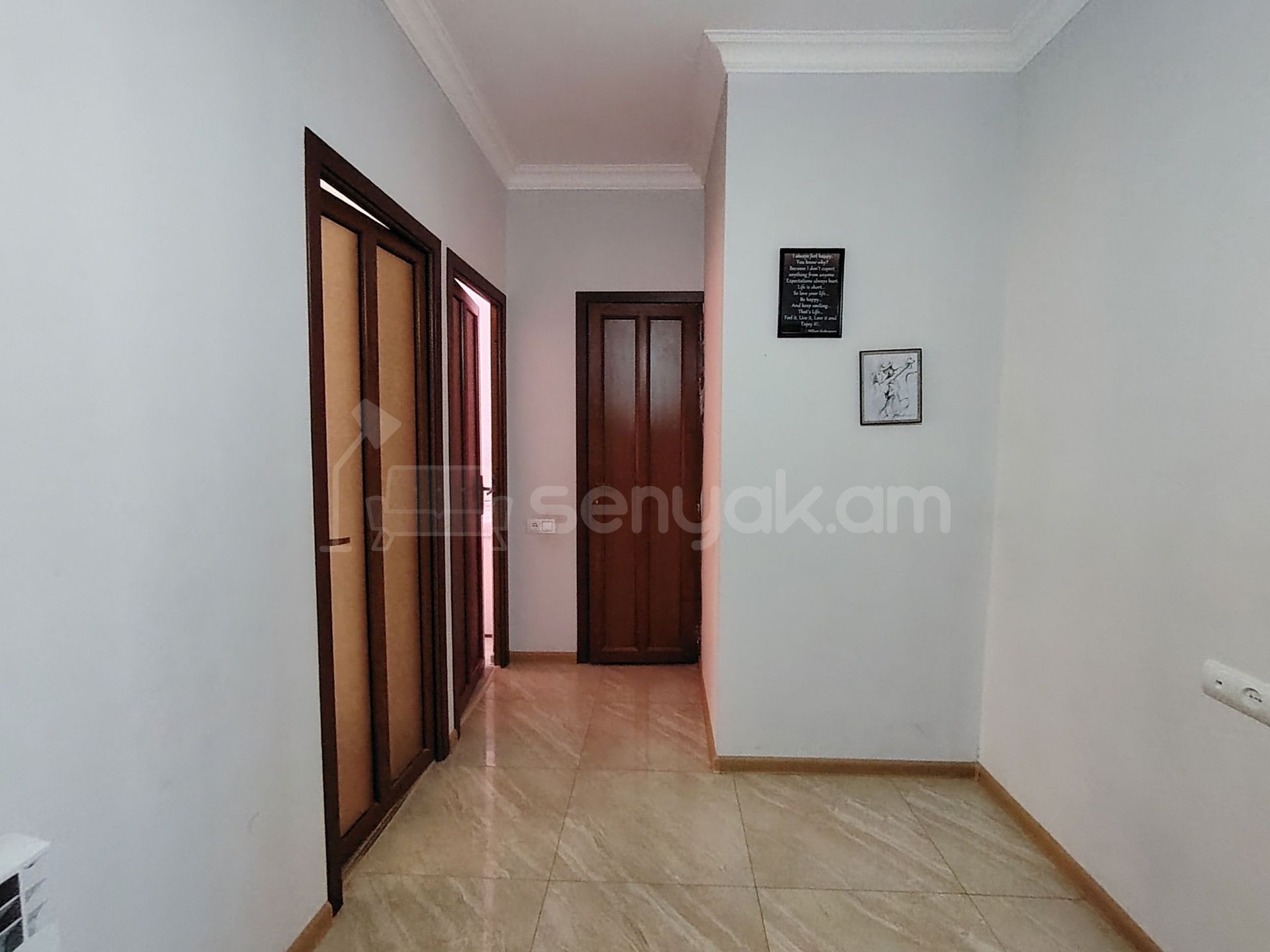 3 Սենյականոց Բնակարան, 72քմ, 3/9 հարկ, Կապիտալ Վերանորոգված
