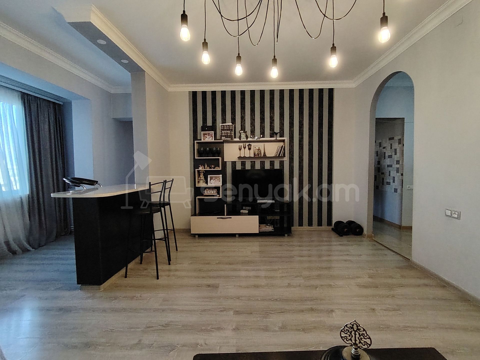 3 Սենյականոց Բնակարան, 72քմ, 3/9 հարկ, Կապիտալ Վերանորոգված
