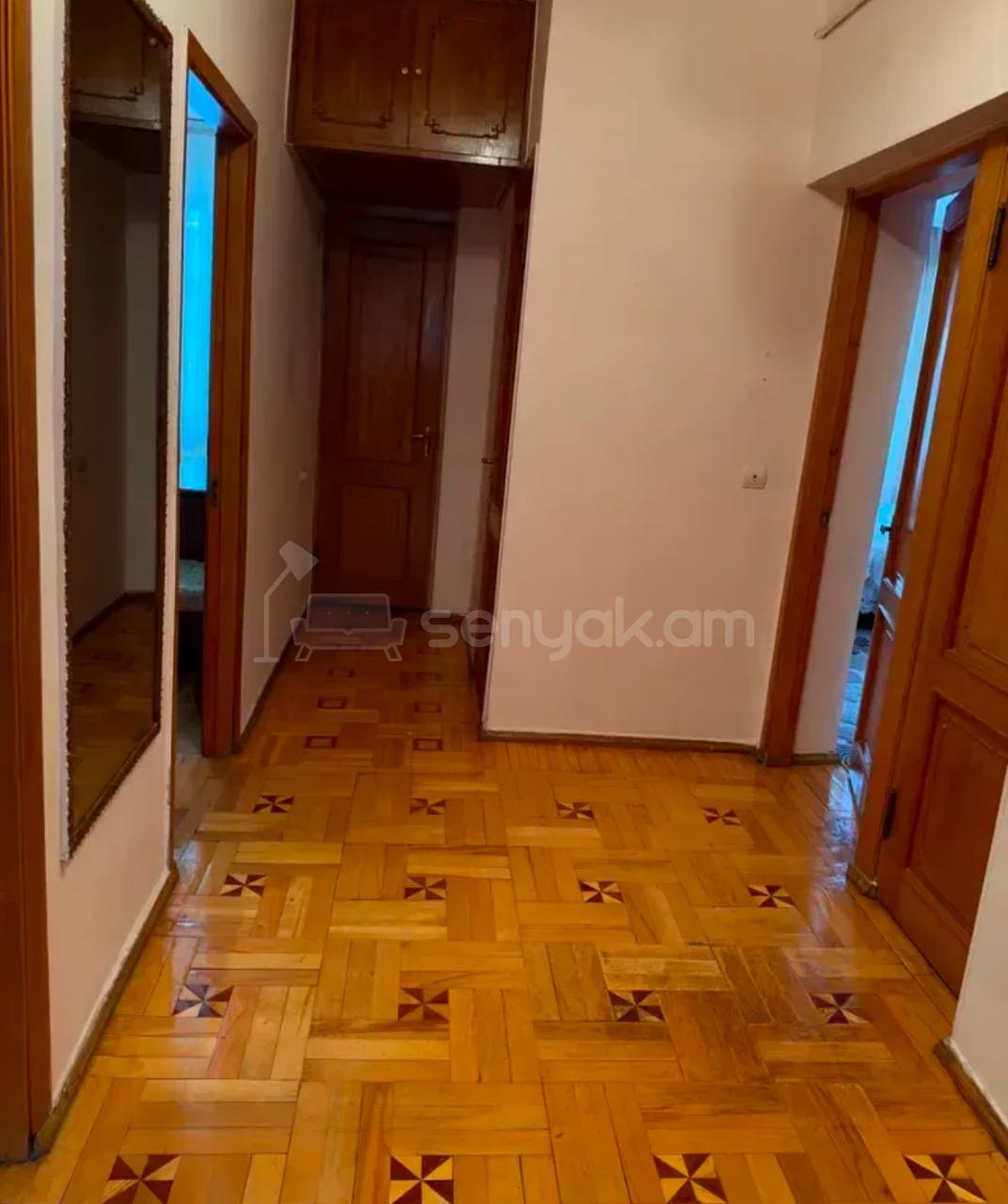3 Սենյականոց Բնակարան Քարե Շենքում, 90քմ, 4/5 հարկ, Կապիտալ Վերանորոգված, Կահավորված, Արևկող